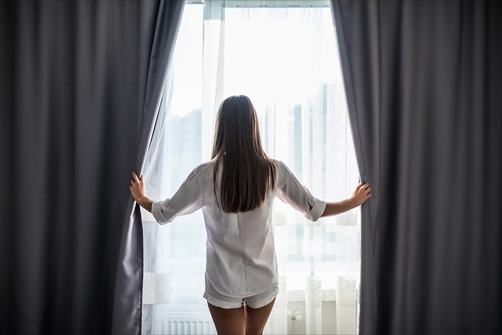 Waarom een donkere slaapkamer de sleutel kan zijn tot beter slapen