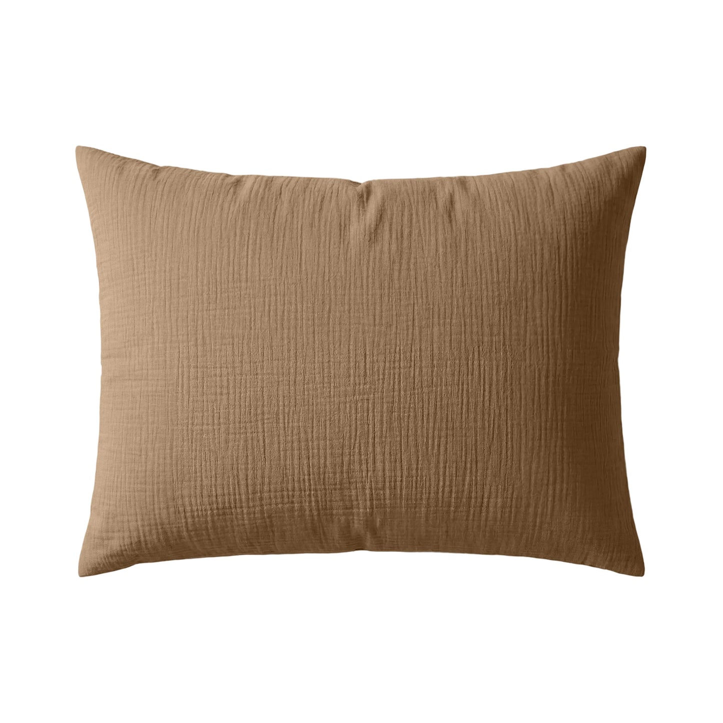 De Japandibed Katoen Mousseline Kussensloop Set van 2 in bruin heeft rechthoekige, lichtbruine kussenslopen gemaakt van superzachte microvezel met een gestructureerde look, afgebeeld tegen een witte achtergrond.
