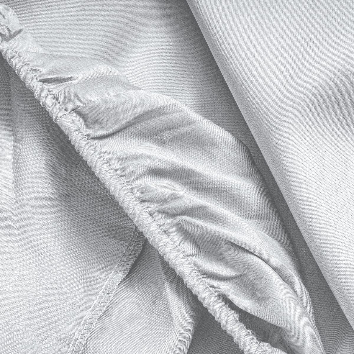 Zelesta Primaviera Satin Deluxe Fitted Sheet White image