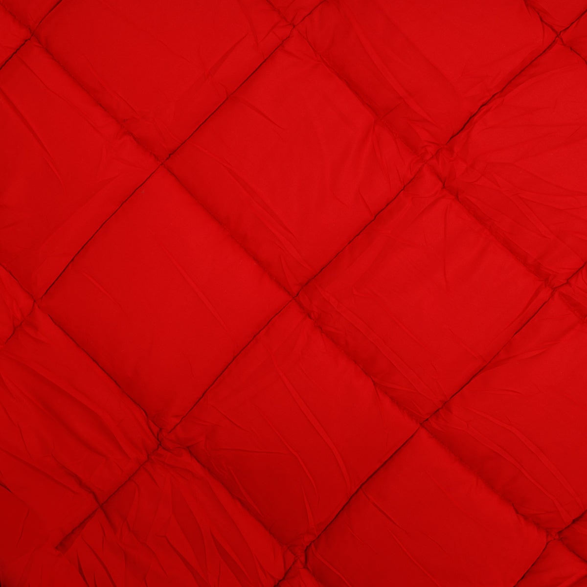 dekbed met rood patroon