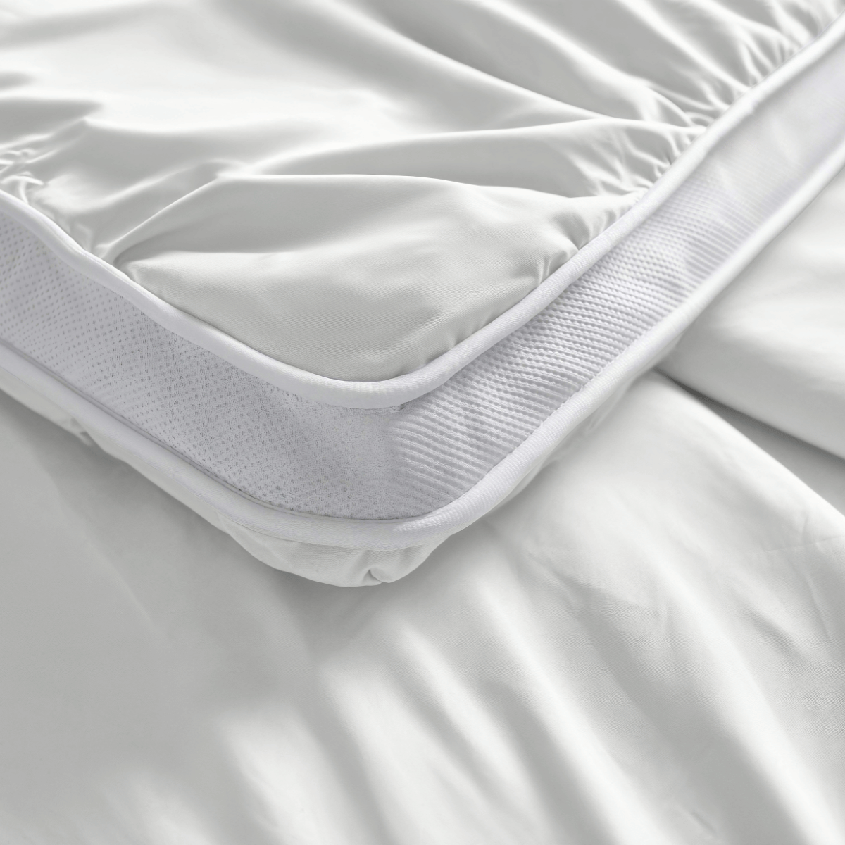 Zelesta Special Cooling Topper - White, product view 3