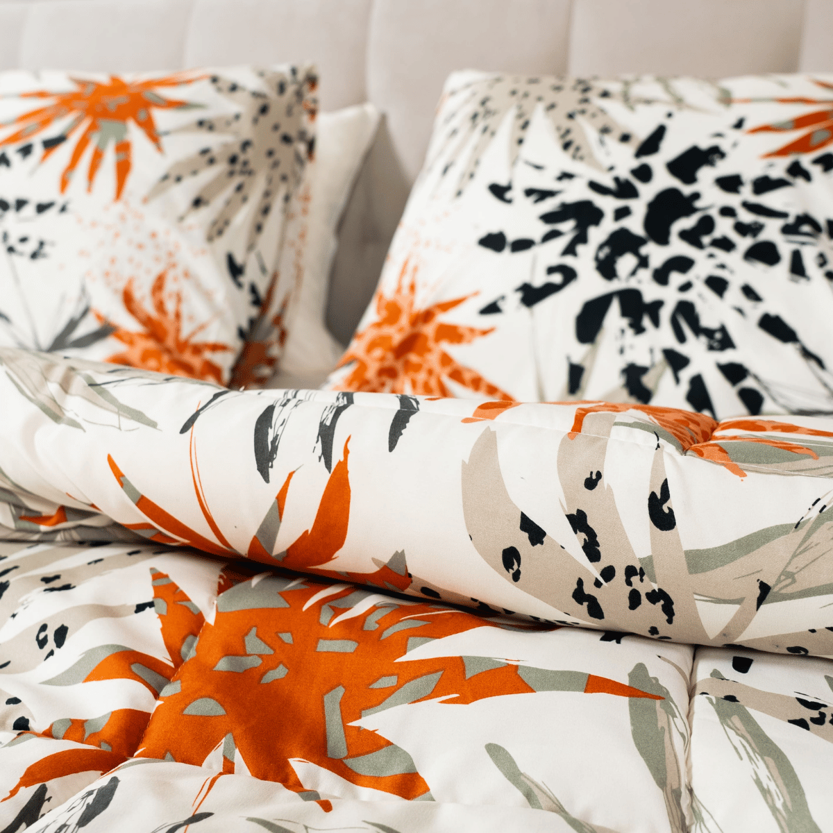 Zelesta Comfort Design 4-Season Duvet - Jungle Vibe image