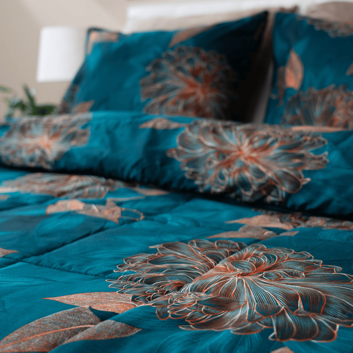 Zelesta Comfort Design Duvet - Royal Flowers