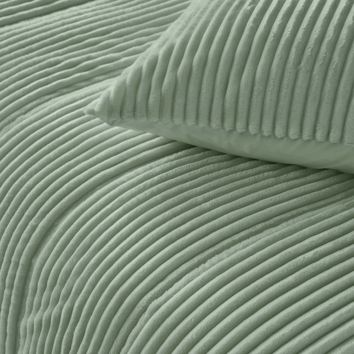 Zelesta Special Teddy Groove Duvet - Green