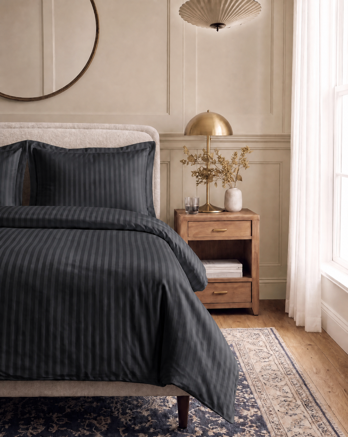 Zelesta Deluxe Hotel Stripe Seamless Satin Cotton Duvet - Anthracite
