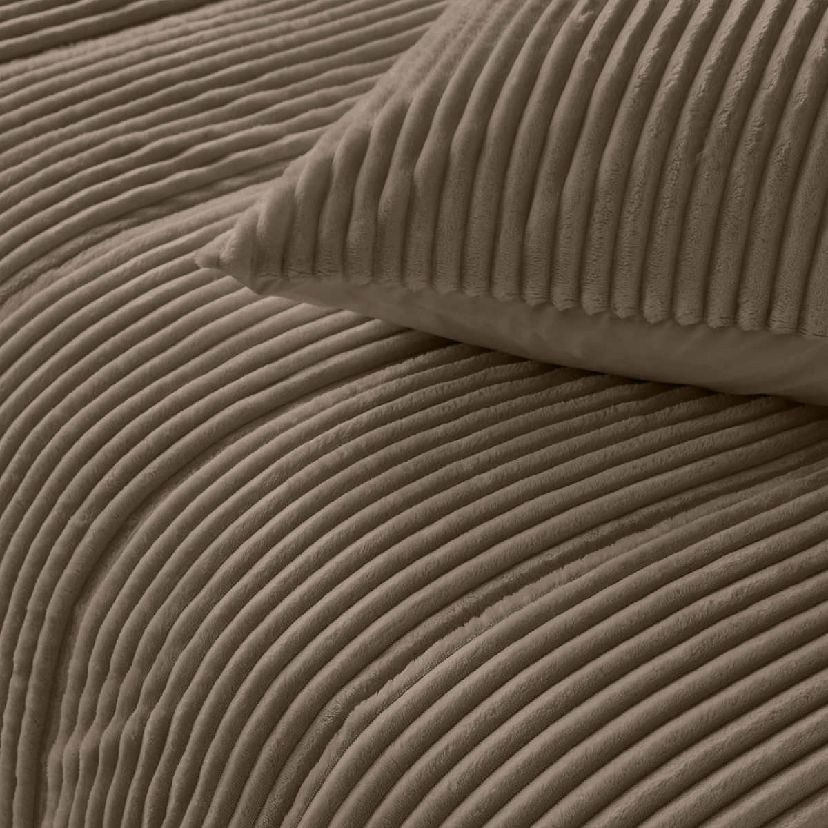 Zelesta Special Teddy Groove Duvet - Taupe