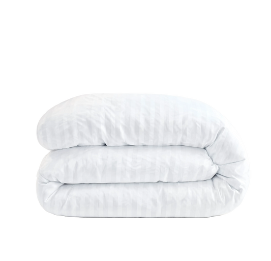 Zelesta Deluxe Hotel Stripe Seamless Satin Cotton Duvet - White
