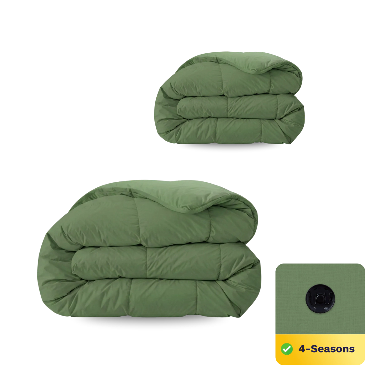 Twee Timeless Green Zelesta Wonderbed 4 Seasons Double dekbedden zijn opgevouwen, de kleinste bovenop de grootste. Een inzet toont de stoftextuur, de klep en het "4 seizoenen dekbed" label met een vinkje, dat het innovatieve kliksysteem benadrukt.