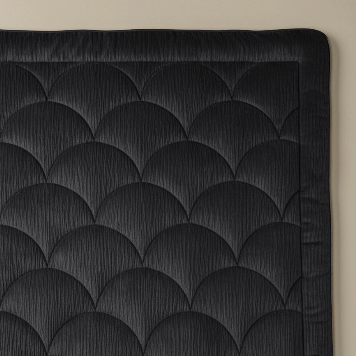 Zelesta Velvetbed Chique - Black
