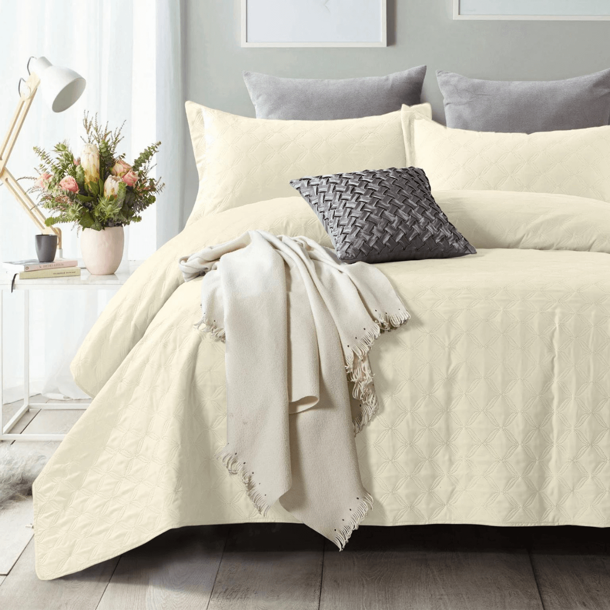 Chrone Creme Bedsprei