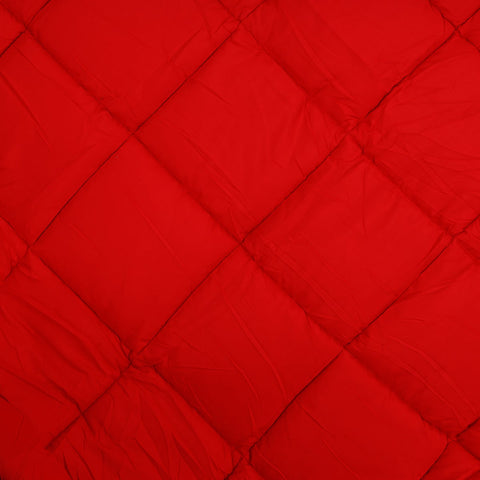dekbed met rood patroon